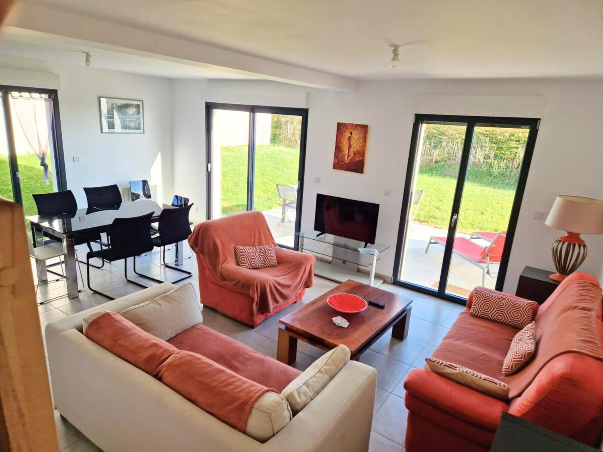 Sherman & Willy Jeep - 2 Maisons De Vacances, 4Min A Pied De La Plage - Parking Prive - Wifi Gratuit - Terrasse - Calme Saint-Come-de-Fresne Phòng bức ảnh